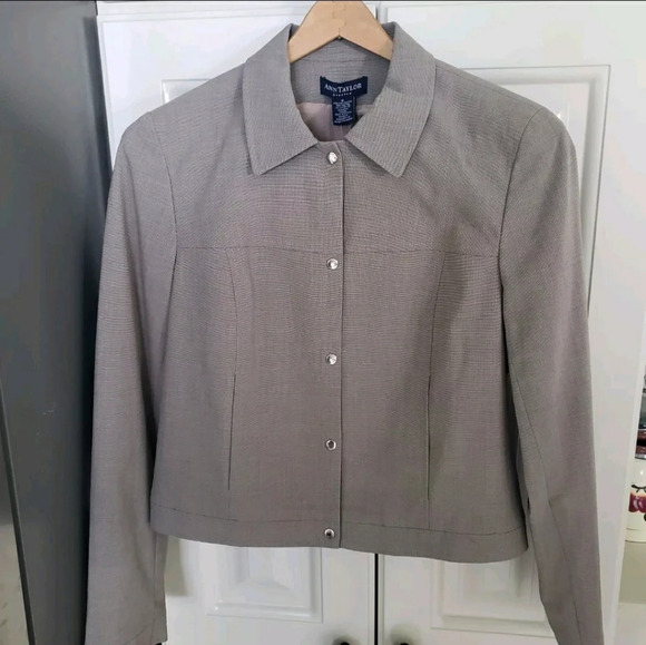 Ann Taylor Stretch Snap Front Lined Blazer - Picture 1 of 9